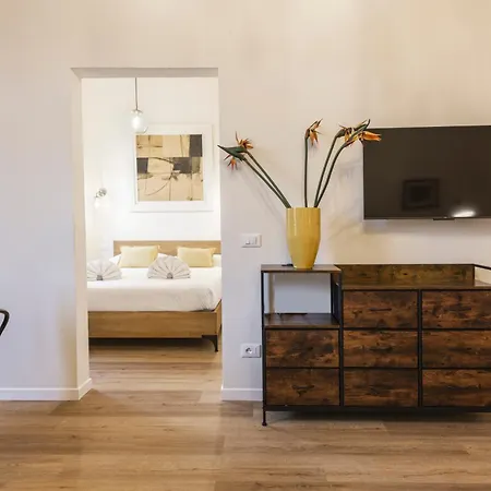Salutati By Mmega Apartment *